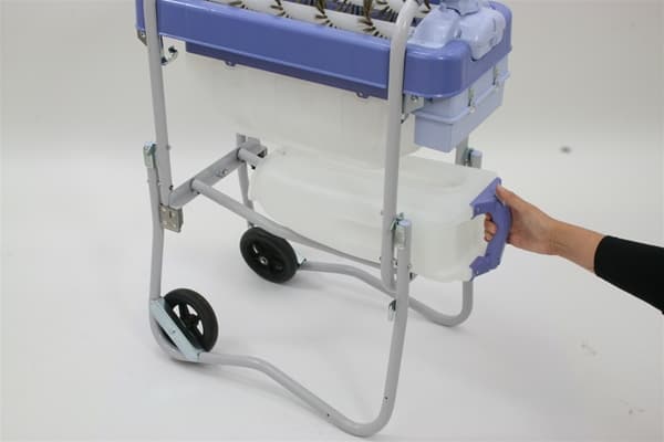 Bienen-Abkehrmaschine mit Akkubetrieb von Swienty